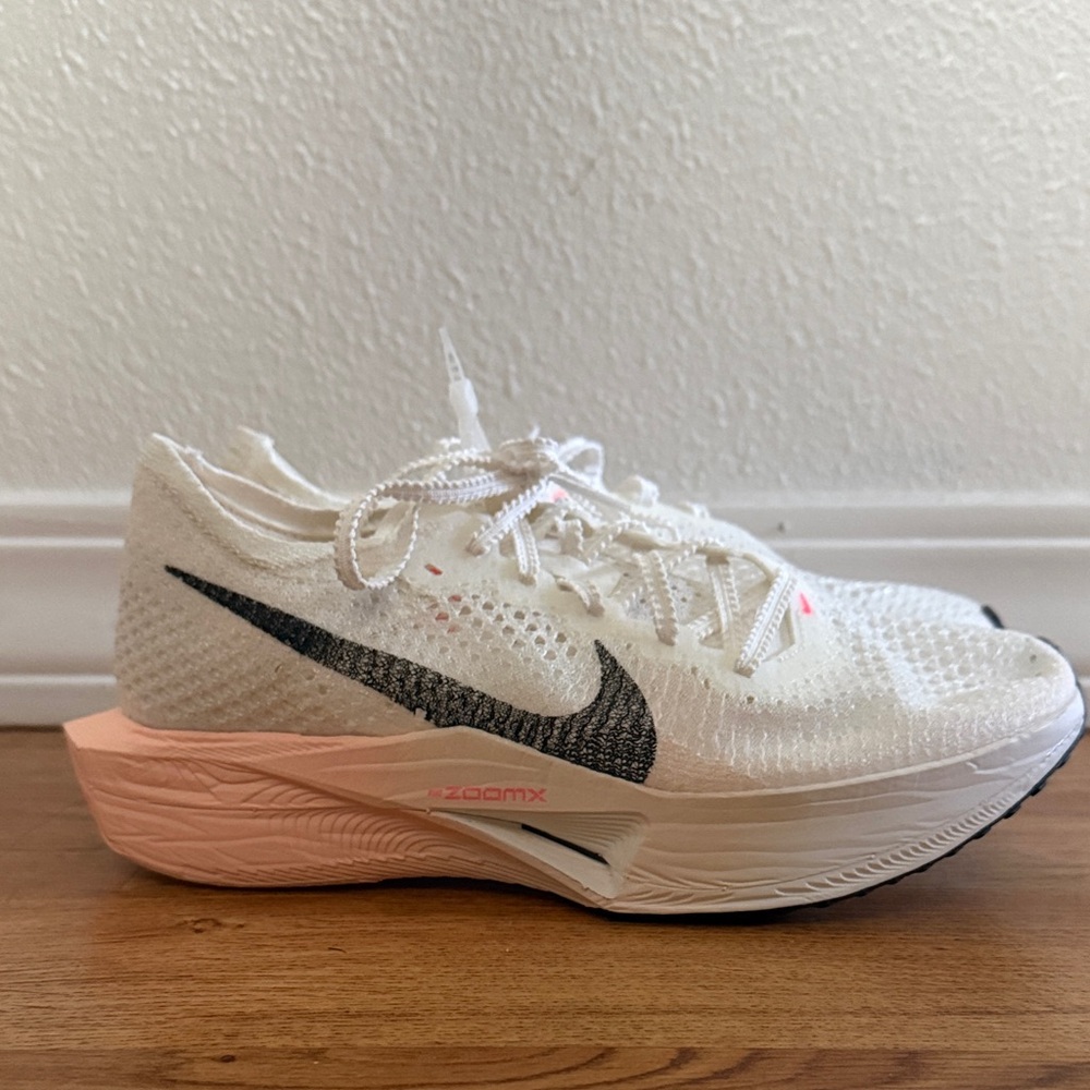 [New] Nike ZoomX Vaporfly Next% 3 (Women’s)